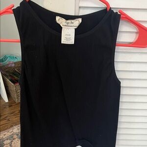 Black Sleeveless Top